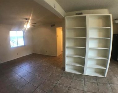 2408 Longview St - Photo Thumbnail 4