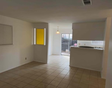 3409 Dolphin Dr - Photo Thumbnail 1