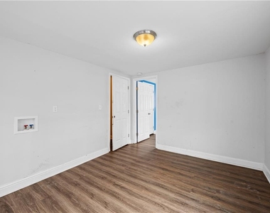 1124 Graymont Drive Sw - Photo Thumbnail 12