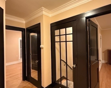 371 Fulton Street - Photo Thumbnail 4