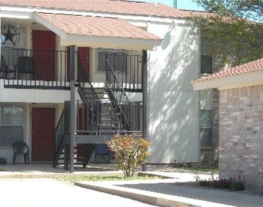 403 Mesquite - Photo Thumbnail 1