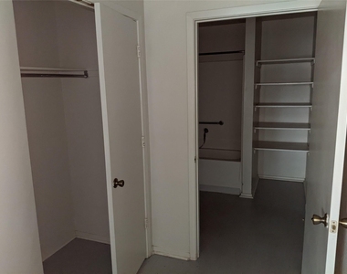591 E Highway Street - Photo Thumbnail 7