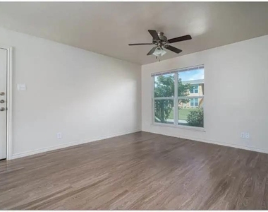 200 Avenue A - Photo Thumbnail 11
