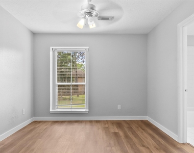 668 N Eldridge Parkway - Photo Thumbnail 14