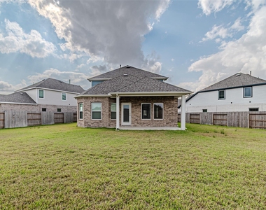21606 Wave Hollow Drive - Photo Thumbnail 27