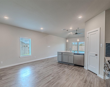 21606 Wave Hollow Drive - Photo Thumbnail 8