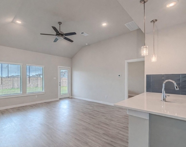 21606 Wave Hollow Drive - Photo Thumbnail 38
