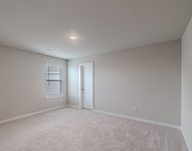 21606 Wave Hollow Drive - Photo Thumbnail 25