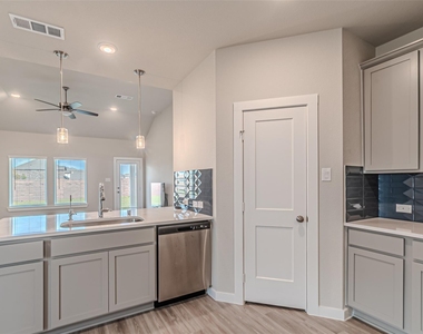 21606 Wave Hollow Drive - Photo Thumbnail 9