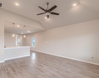 21606 Wave Hollow Drive - Photo Thumbnail 10