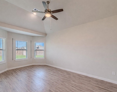 21606 Wave Hollow Drive - Photo Thumbnail 41