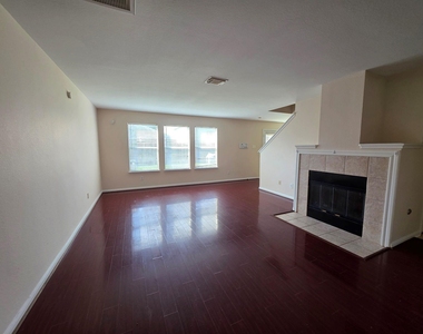 15127 Blue Creek Ranch Drive - Photo Thumbnail 4