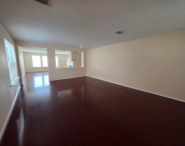 15127 Blue Creek Ranch Drive - Photo Thumbnail 2