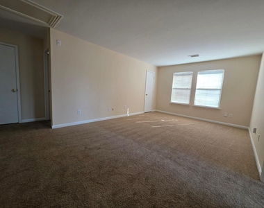 15127 Blue Creek Ranch Drive - Photo Thumbnail 7