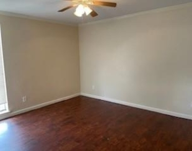 12500 Sandpiper Drive - Photo Thumbnail 3