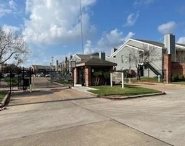 12500 Sandpiper Drive - Photo Thumbnail 1
