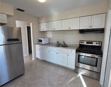 46 Hamlin Court - Photo Thumbnail 3