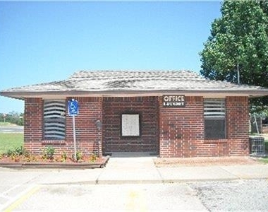 835 Us Highway 84 W - Photo Thumbnail 2
