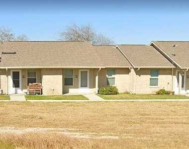 520 E Orange Street - Photo Thumbnail 5