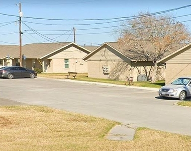 520 E Orange Street - Photo Thumbnail 1