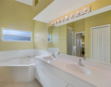2790 Cypress Trace Circle - Photo Thumbnail 12