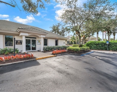 2790 Cypress Trace Circle - Photo Thumbnail 4