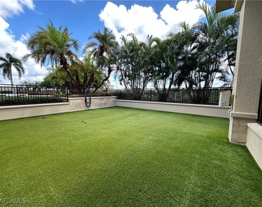 9115 Strada Place - Photo Thumbnail 29