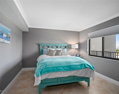 10851 Gulf Shore Drive - Photo Thumbnail 10