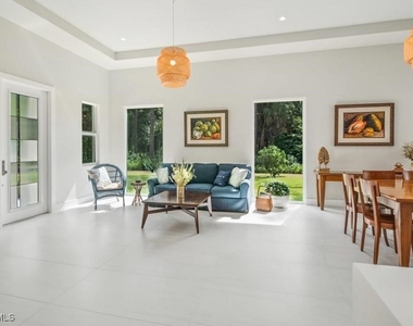 3740 3rd Avenue Sw - Photo Thumbnail 4