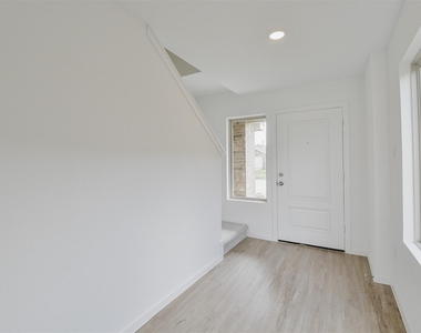 18546 Cepagatti Dr - Photo Thumbnail 4