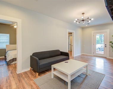 2712 Link Road - Photo Thumbnail 7