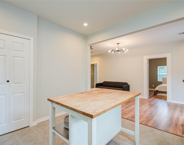 2712 Link Road - Photo Thumbnail 13