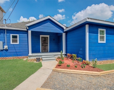 2712 Link Road - Photo Thumbnail 1