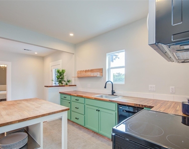 2712 Link Road - Photo Thumbnail 14