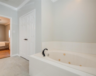 2712 Link Road - Photo Thumbnail 22