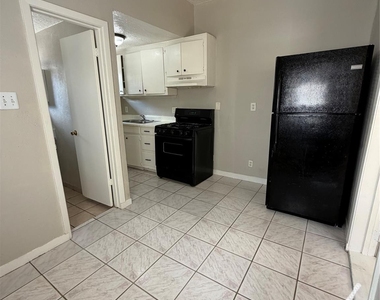 1611 Common Street - Photo Thumbnail 5