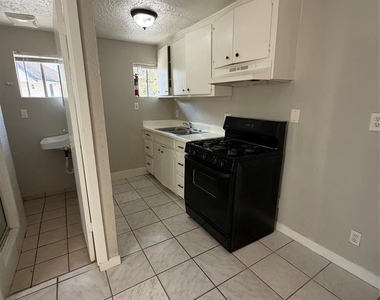1611 Common Street - Photo Thumbnail 6