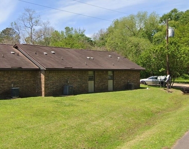 329 Marcus Street - Photo Thumbnail 5