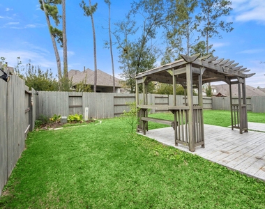 16826 Beechwood Forest - Photo Thumbnail 30