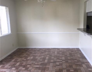 499 W San Antonio - Photo Thumbnail 5