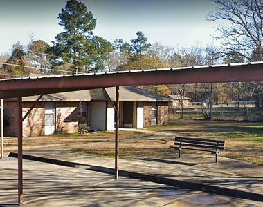 1203 E 5th Avenue - Photo Thumbnail 1
