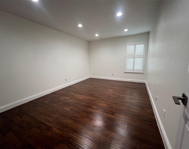 840 Threadneedle Street - Photo Thumbnail 14