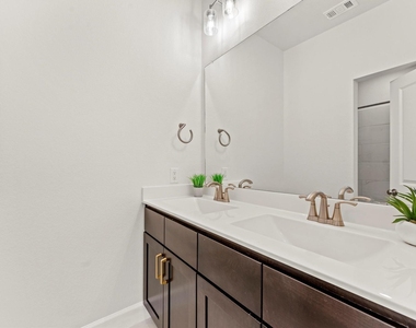 9606 Pink Blossom Court - Photo Thumbnail 29