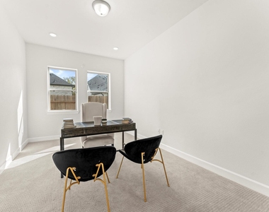 9606 Pink Blossom Court - Photo Thumbnail 5