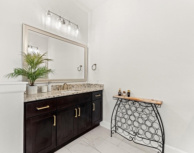 9606 Pink Blossom Court - Photo Thumbnail 21