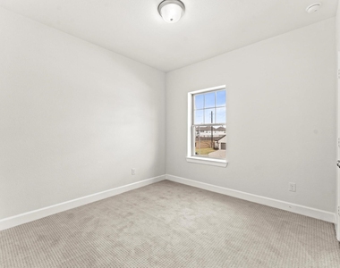 9606 Pink Blossom Court - Photo Thumbnail 30