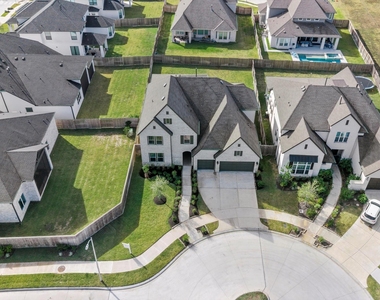9606 Pink Blossom Court - Photo Thumbnail 39