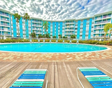 3315 58th Avenue S - Photo Thumbnail 1