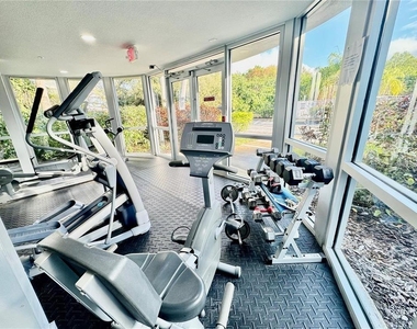 3315 58th Avenue S - Photo Thumbnail 13