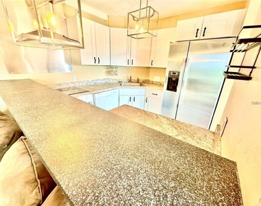 3315 58th Avenue S - Photo Thumbnail 3